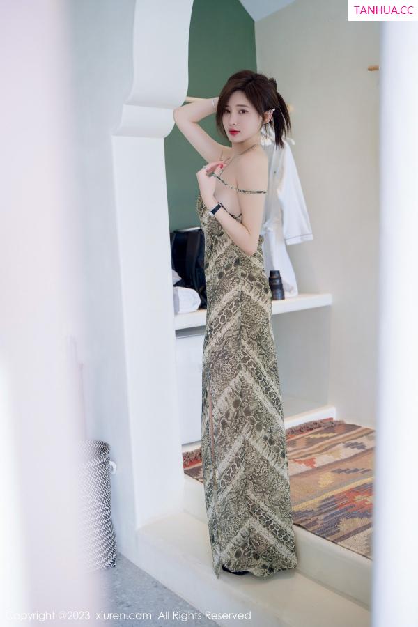 周妍希 奶瓶土肥圆 [XiuRen]高清写真图 2023.09.05 No.7339 Carol周妍希 长裙美臀第7张图片